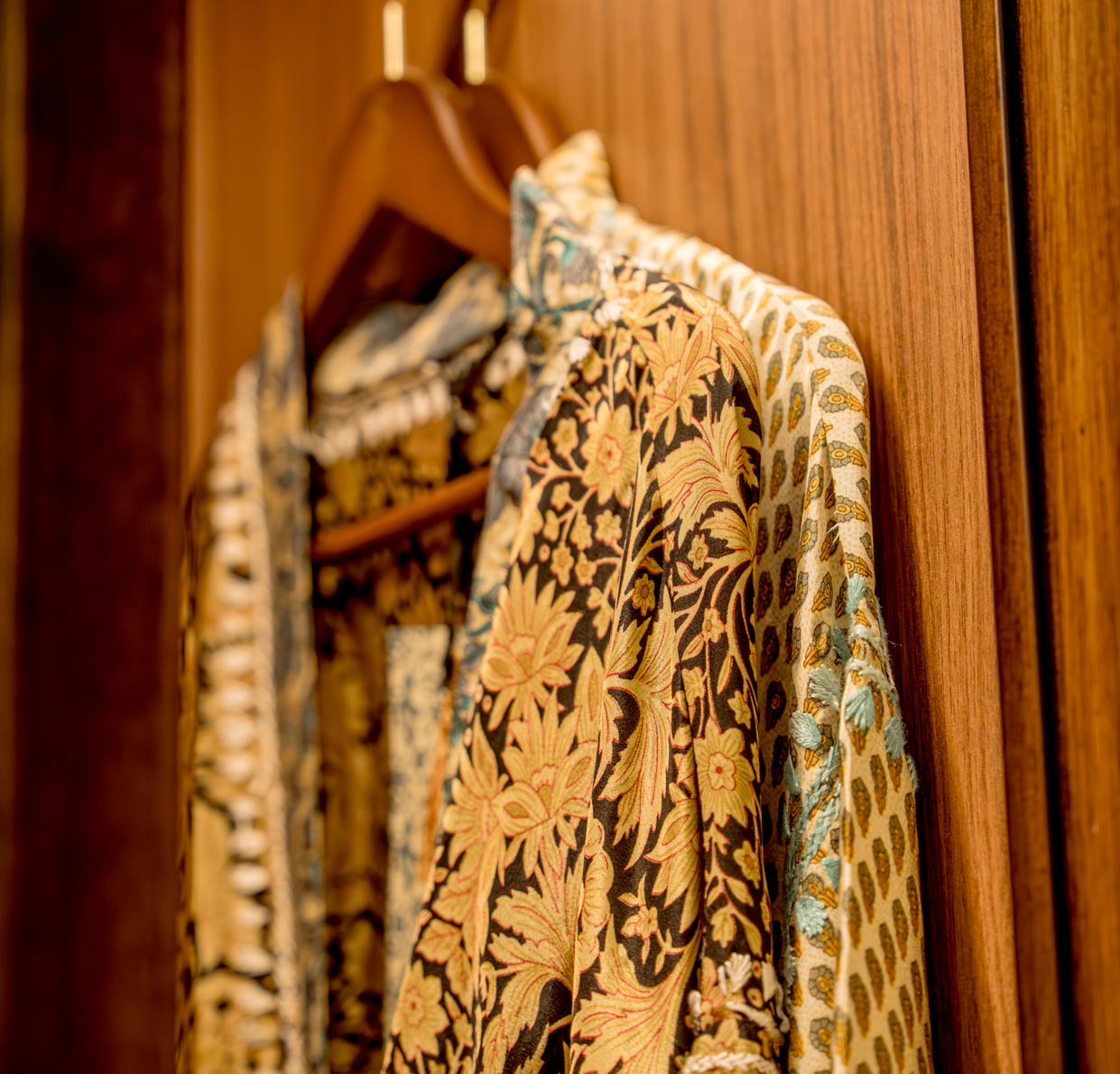 textiles de colores elegantes y sencillos, la elegancia y sutileza por delante de todo